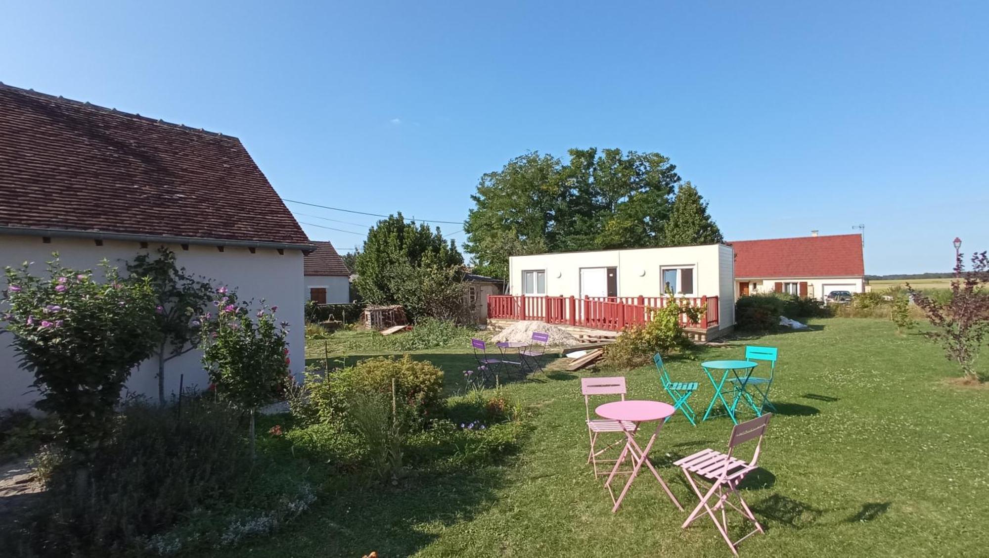 Chantilly ,Petit Dejeuner Et Table D'Hotes Possible Noyers  Quarto foto